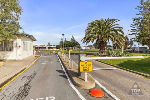 Moana Beach Tourist Park - Holiday Adelaide 1