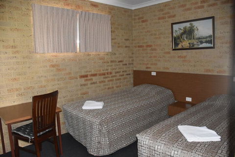 Valley Views Motel & Chalets - Holiday Adelaide 5