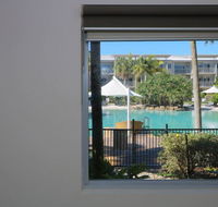 Lagoon Pool 2 Bedroom Spa Suite - Holiday Adelaide