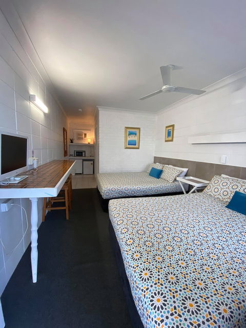 Surf Street Motel - Holiday Adelaide 6