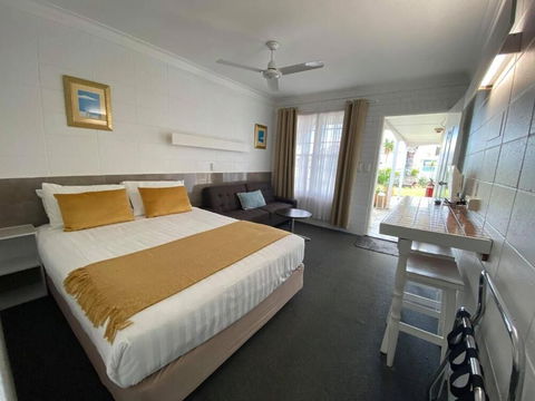 Surf Street Motel - Holiday Adelaide 3