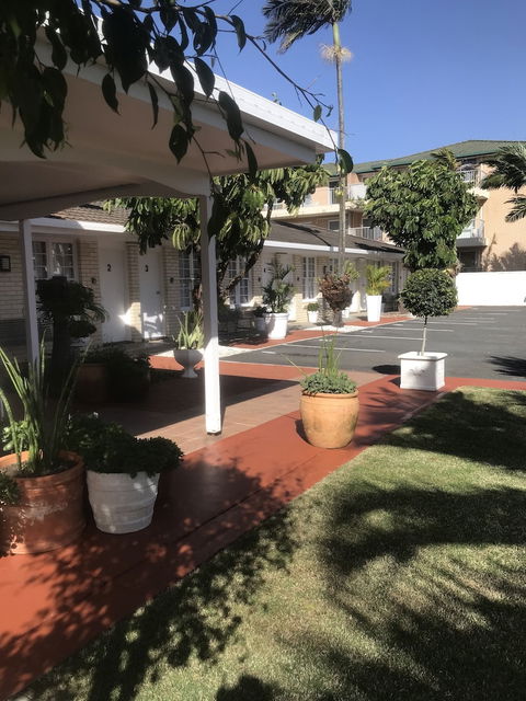 Surf Street Motel - Holiday Adelaide 1