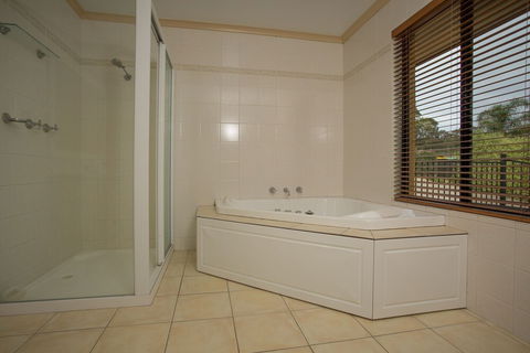Top Views On Lakewood - Holiday Adelaide 3