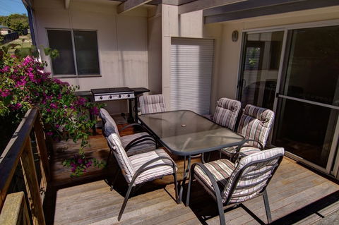 Henny's Of Merimbula - Holiday Adelaide 6