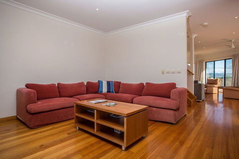 Kara Yaringa On Hill Street - Holiday Adelaide 2