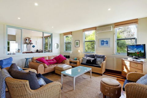 The Bantry 1 Merimbula - Holiday Adelaide 4