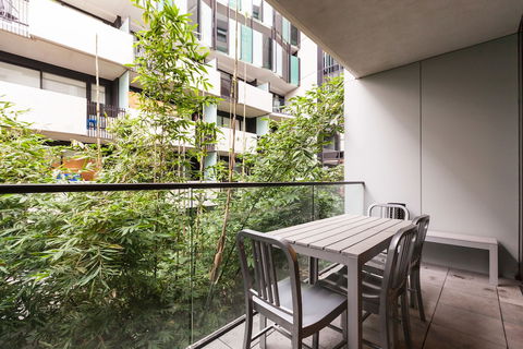 ZACH, 1BDR St.Kilda Apartment - Holiday Adelaide 0