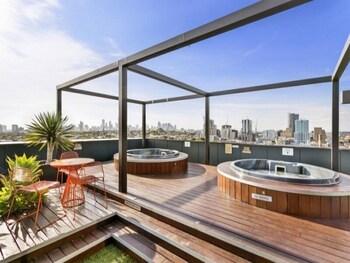 ERICA, 2BDR South Yarra Apartment - Holiday Adelaide 1