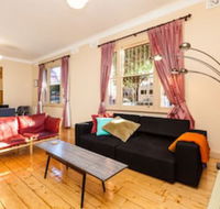 MADELINE 1BDR Fitzroy Apartment - Holiday Adelaide