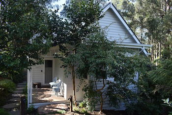 Forest Edge Cottage At Merrow Cottages - Holiday Adelaide 6
