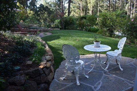 Forest Edge Cottage At Merrow Cottages - Holiday Adelaide 1