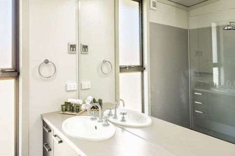 Ecocrackenback 5 'Sustainable Chalet Close To The Slopes - Holiday Adelaide 6