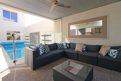 Ambar Villa - Holiday Adelaide 4