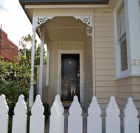 Strahan House - Holiday Adelaide