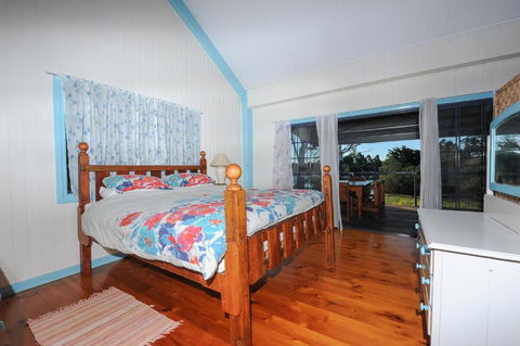 Samford Lakes - Holiday Adelaide 1