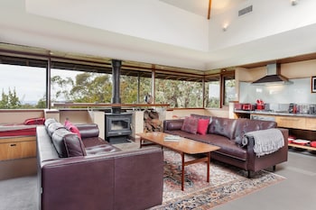 Summer House - Holiday Adelaide 1