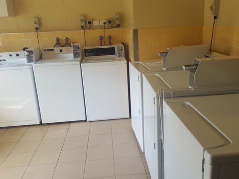 Gundagai Tourist Suites - Holiday Adelaide 6