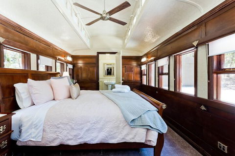 Oak Tree Cottage - Mundaring - Holiday Adelaide 5