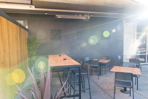 Nightcap At Hendon Hotel - Holiday Adelaide 6