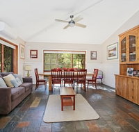 Porepunkah Elms - Holiday Adelaide