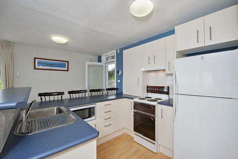 Ocean Retreat 28 Pacific Street - Holiday Adelaide 3