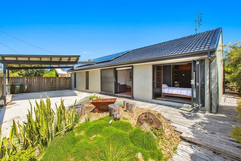 CABARITA BEACH HOUSE 53 - Holiday Adelaide 2