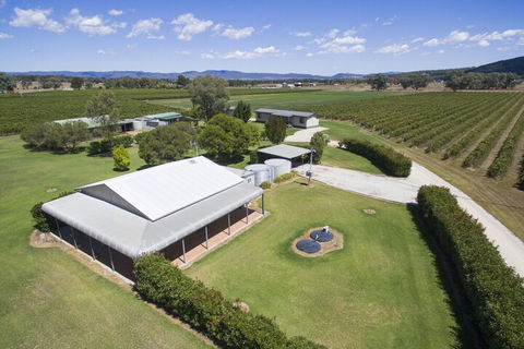 Farmers Daughter Wines - Holiday Adelaide 1