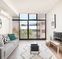 Stunning Designer Newtown Pad H394 - Holiday Adelaide