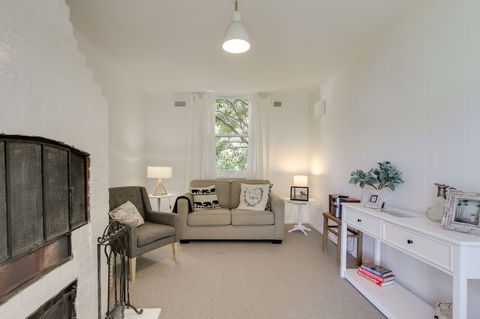Heronswood Cottage - Holiday Adelaide 4