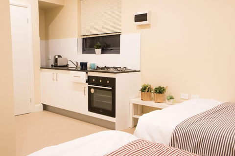 T & M HOUSE - Holiday Adelaide 5