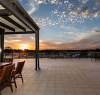 4 Bedroom Luxury City Penthouse Apartment - Holiday Adelaide