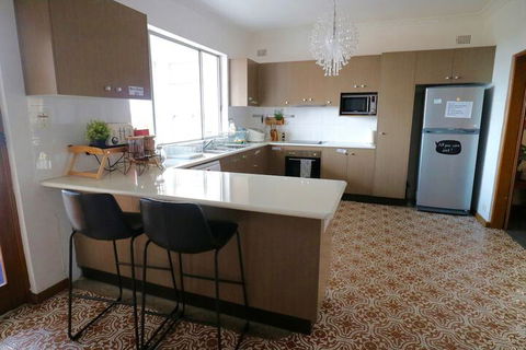 Sydney Airport Forest Rd Casual Stay - Holiday Adelaide 5
