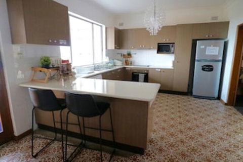 Sydney Airport Forest Rd Casual Stay - Holiday Adelaide 0