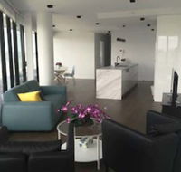 Doncaster Apartment - Holiday Adelaide