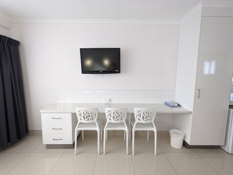 Casa Nostra Motel Mackay - Holiday Adelaide 3