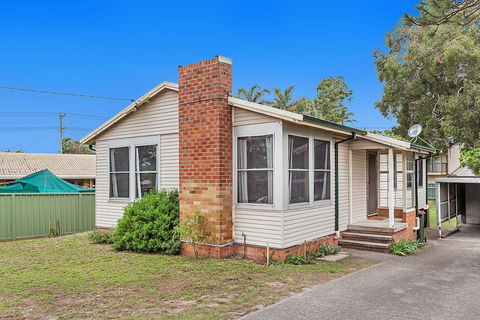 Cromarty Crescent 12 - Holiday Adelaide 1