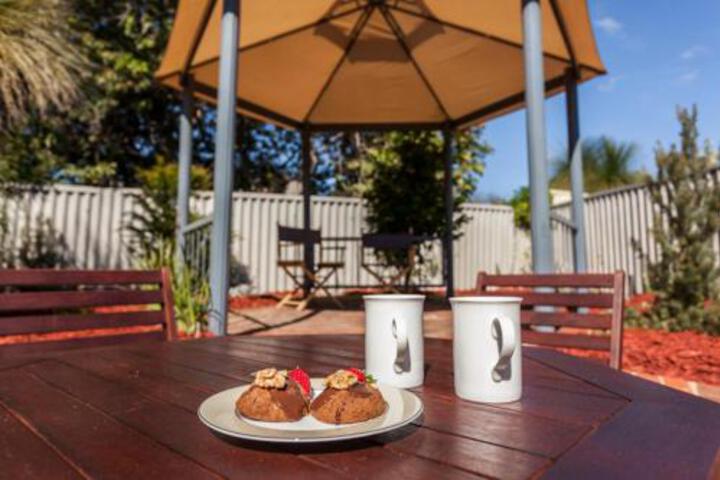 Orelia WA Holiday Adelaide