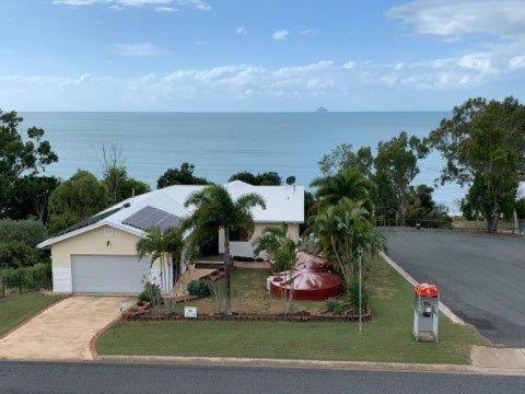 Hydeaway Retreat Beach House Hydeaway Bay - Holiday Adelaide 1