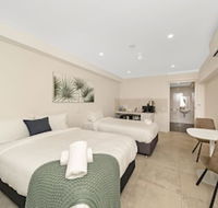 Carlton Suites - Holiday Adelaide