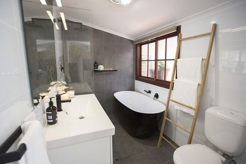Wayfarers Cottage - Holiday Adelaide 1