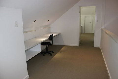 Ama Worimi - Holiday Adelaide 2