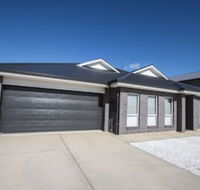 Serene Shores - Holiday Adelaide