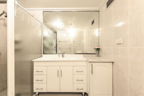 Amazing Location Cozy Stay With Parking - Holiday Adelaide 5