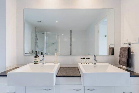 SOLARIS At Fingal Bay - Holiday Adelaide 6