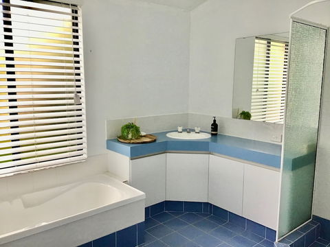 Hakea Haven - Dunsborough - Holiday Adelaide 4