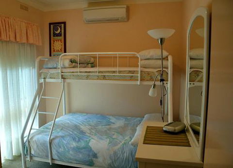 Clarence House Bright - Holiday Adelaide 3