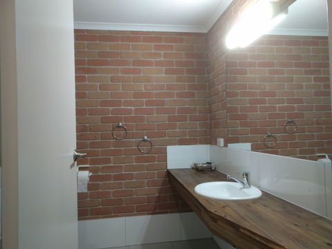Travellers Inn Kaniva - Holiday Adelaide 1