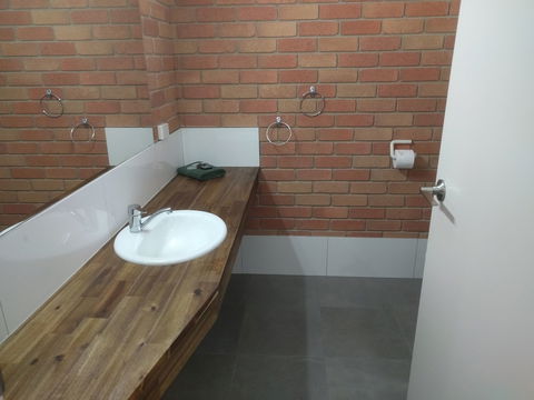 Travellers Inn Kaniva - Holiday Adelaide 2