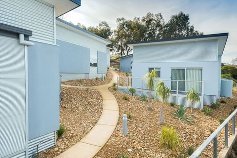 Albury Yalandra Apartment 4 - Holiday Adelaide 0