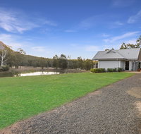 Brokenback Views Country Estate - Holiday Adelaide